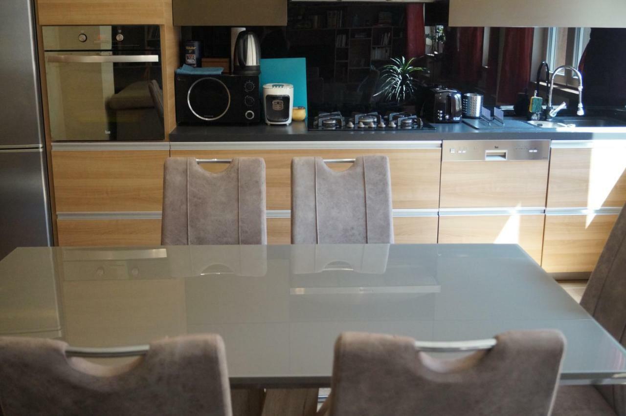 Mamini'S Apartment Будапеща Екстериор снимка